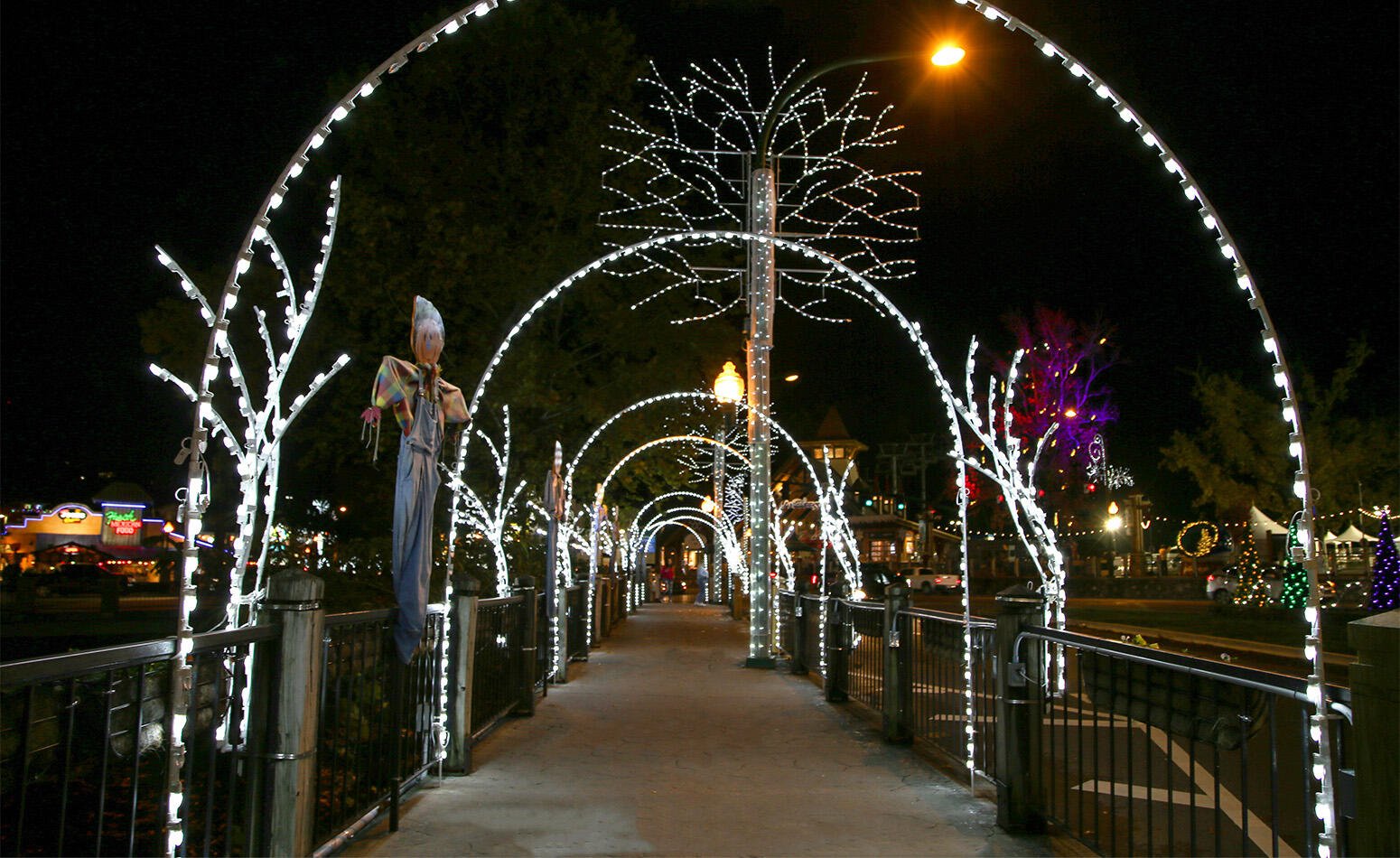 Gatlinburg Winter Magic self guided tour